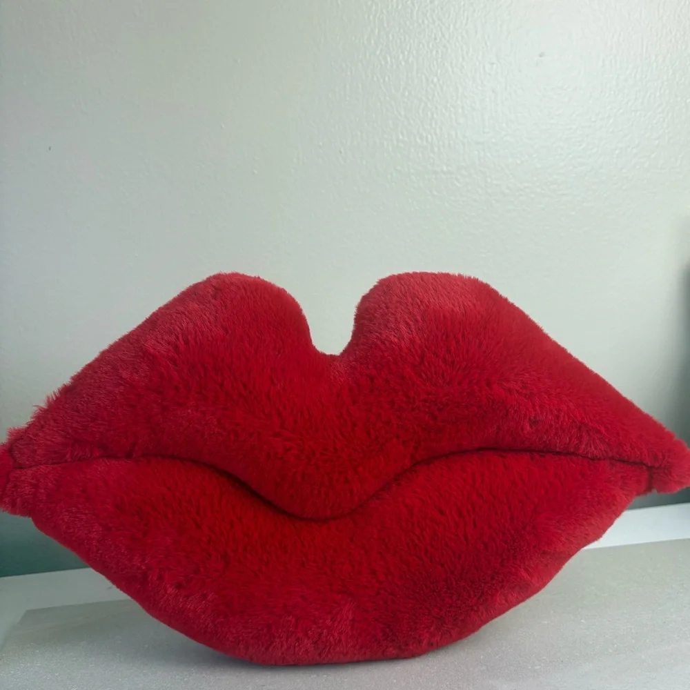 Red Lips Plush Accent Pillow- NEW